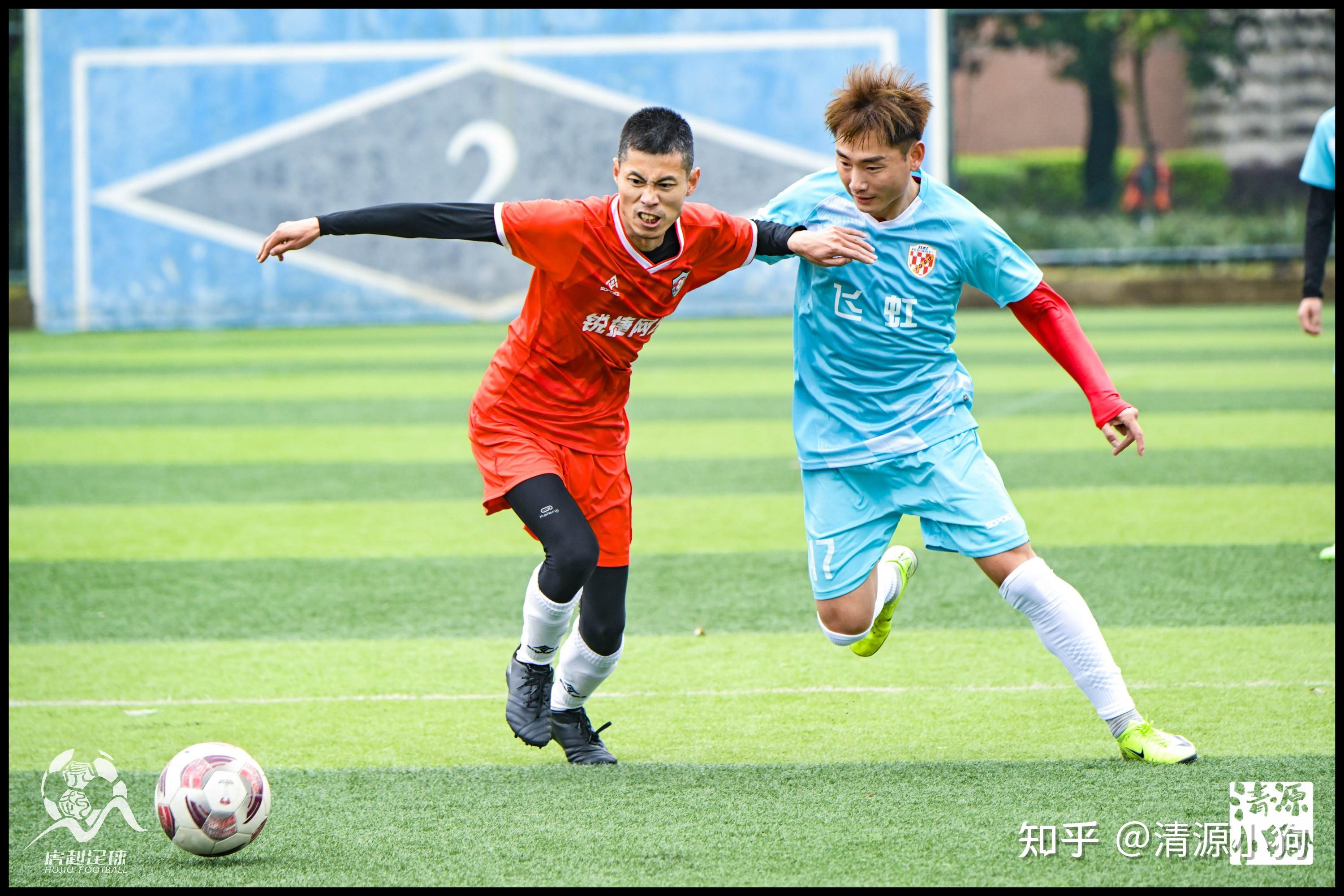 国内外球队互相较量,赛事紧张激烈 国内外球队互相较量,赛事紧张激烈