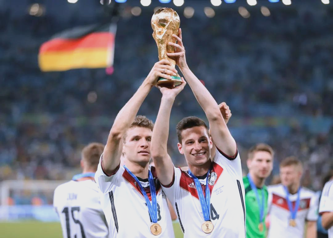 关于德国杯赛升温中,冠军追逐激烈的信息 关于德国杯赛升温中,冠军追逐激烈的信息