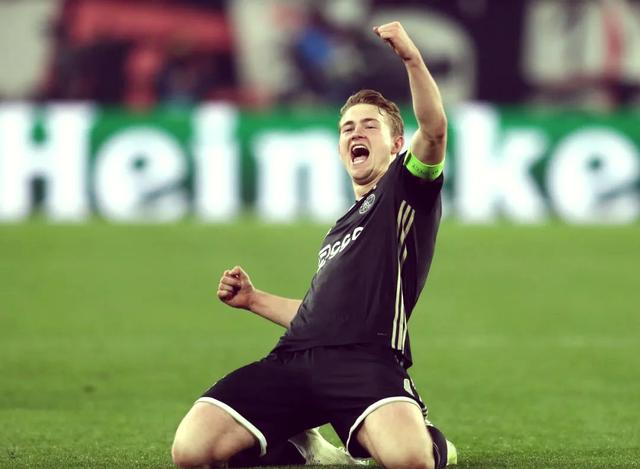 阿贾克斯客胜皇马,成功晋级欧冠四强 阿贾克斯客胜皇马,成功晋级欧冠四强