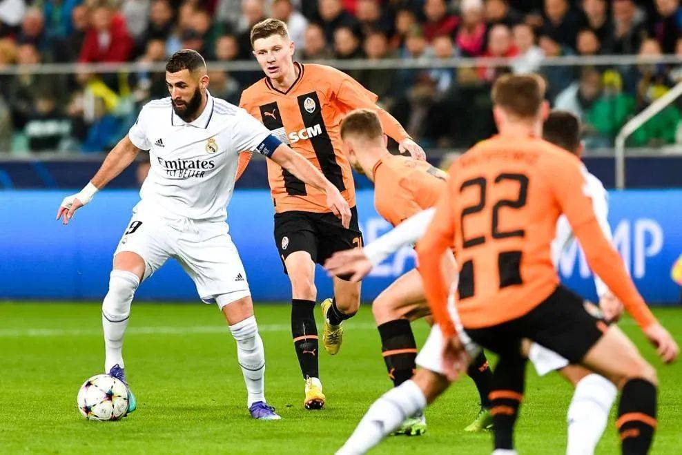 保加利亚横扫爱沙尼亚，小组第二出线晋级淘汰赛