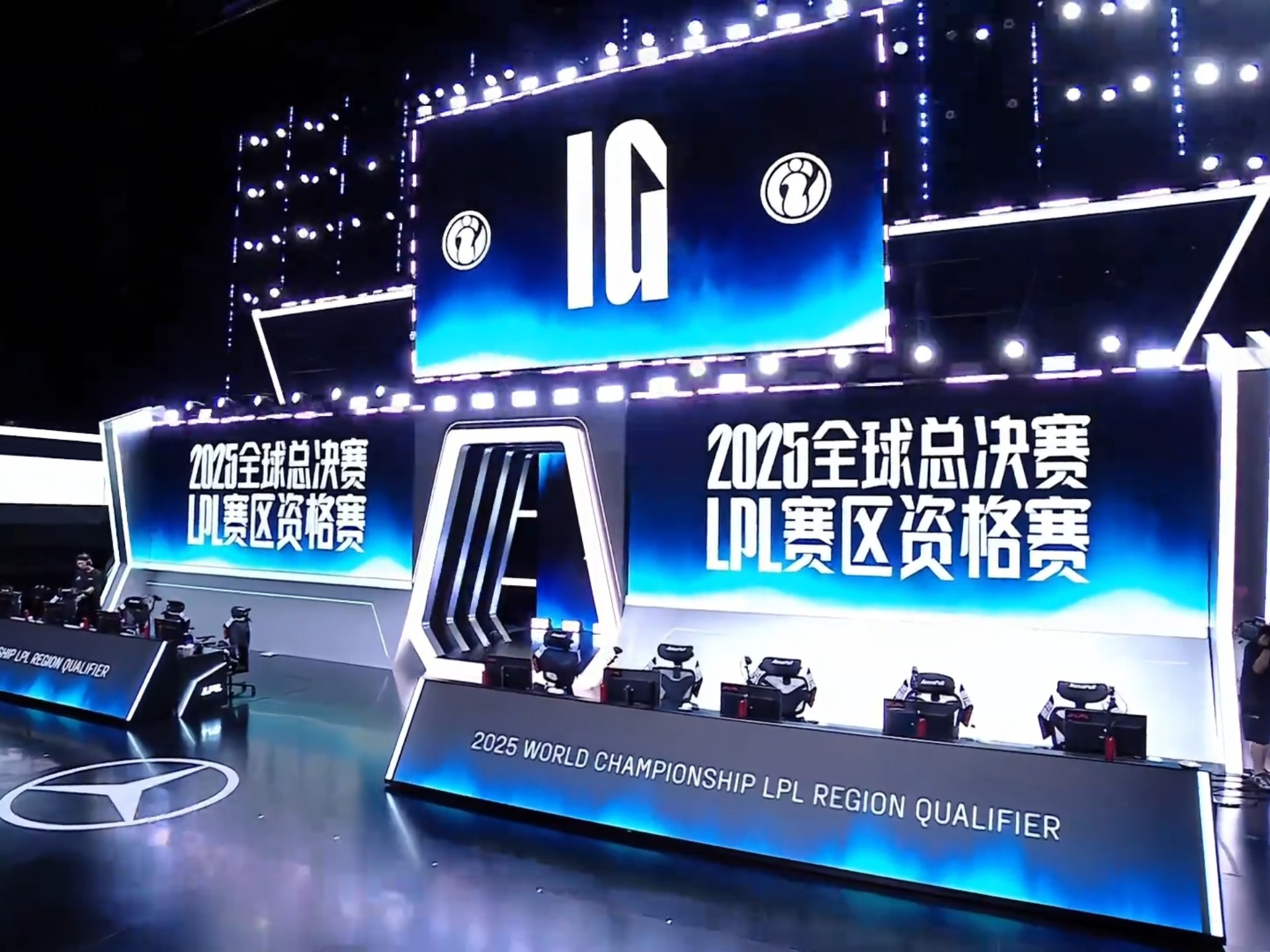 包含全球热议!英雄联盟场外八卦引关注的词条 包含全球热议!英雄联盟场外八卦引关注的词条