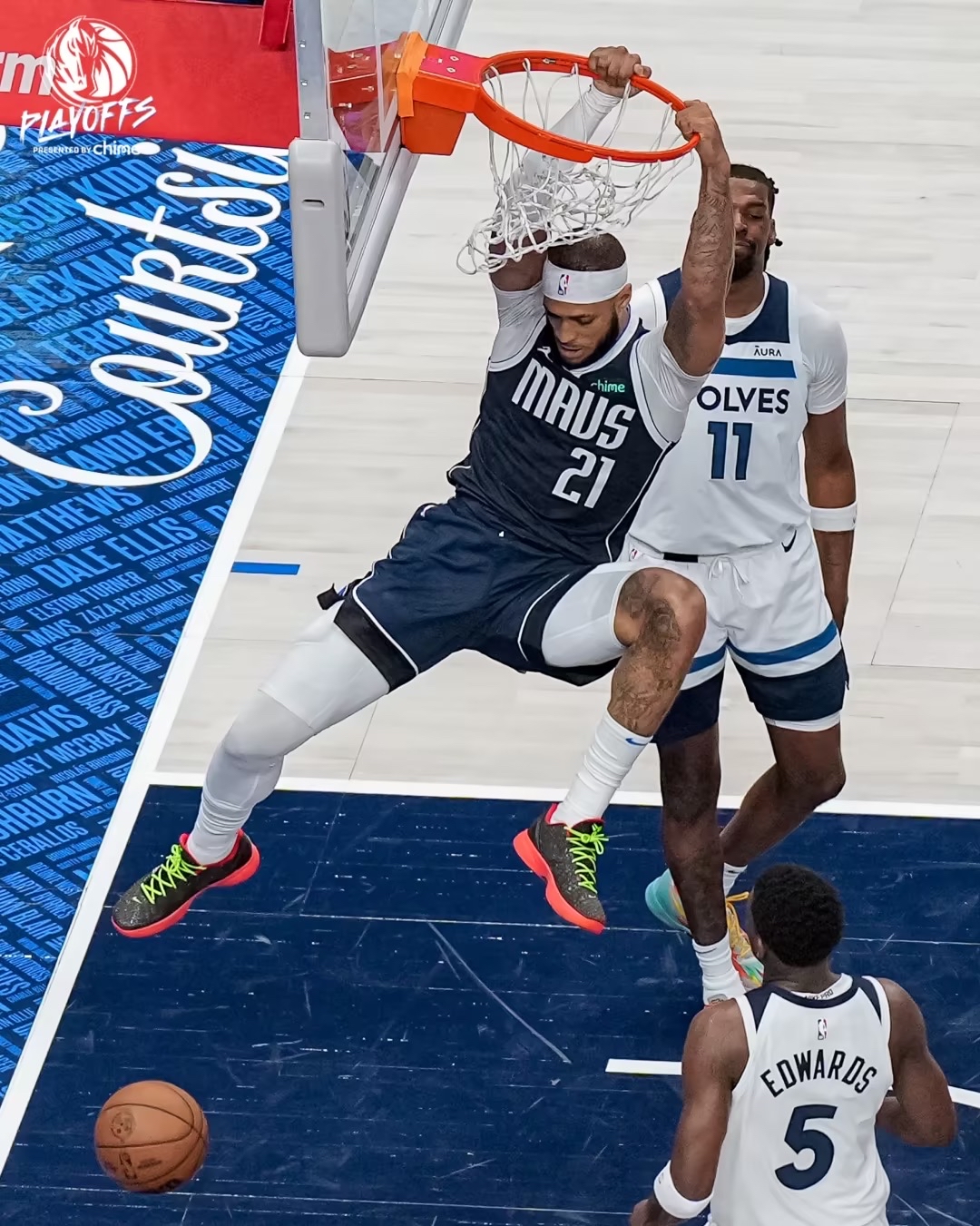 独行侠横扫篮网,霍勒迪惊艳四座 独行侠横扫篮网,霍勒迪惊艳四座