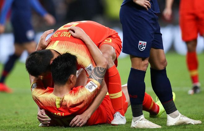 中国队翻盘泰国队，黄鸭组合带队取胜