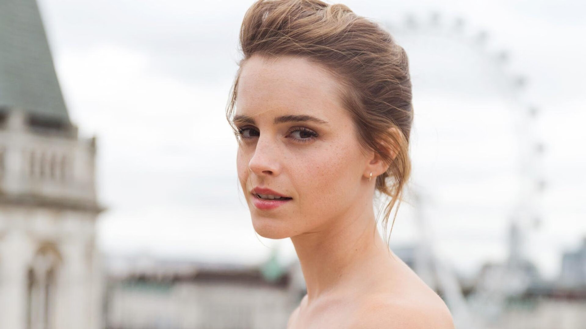 锋芒对决,李刚仁魔法舞步难救主,加拿大冰球式连击压制塞维利亚