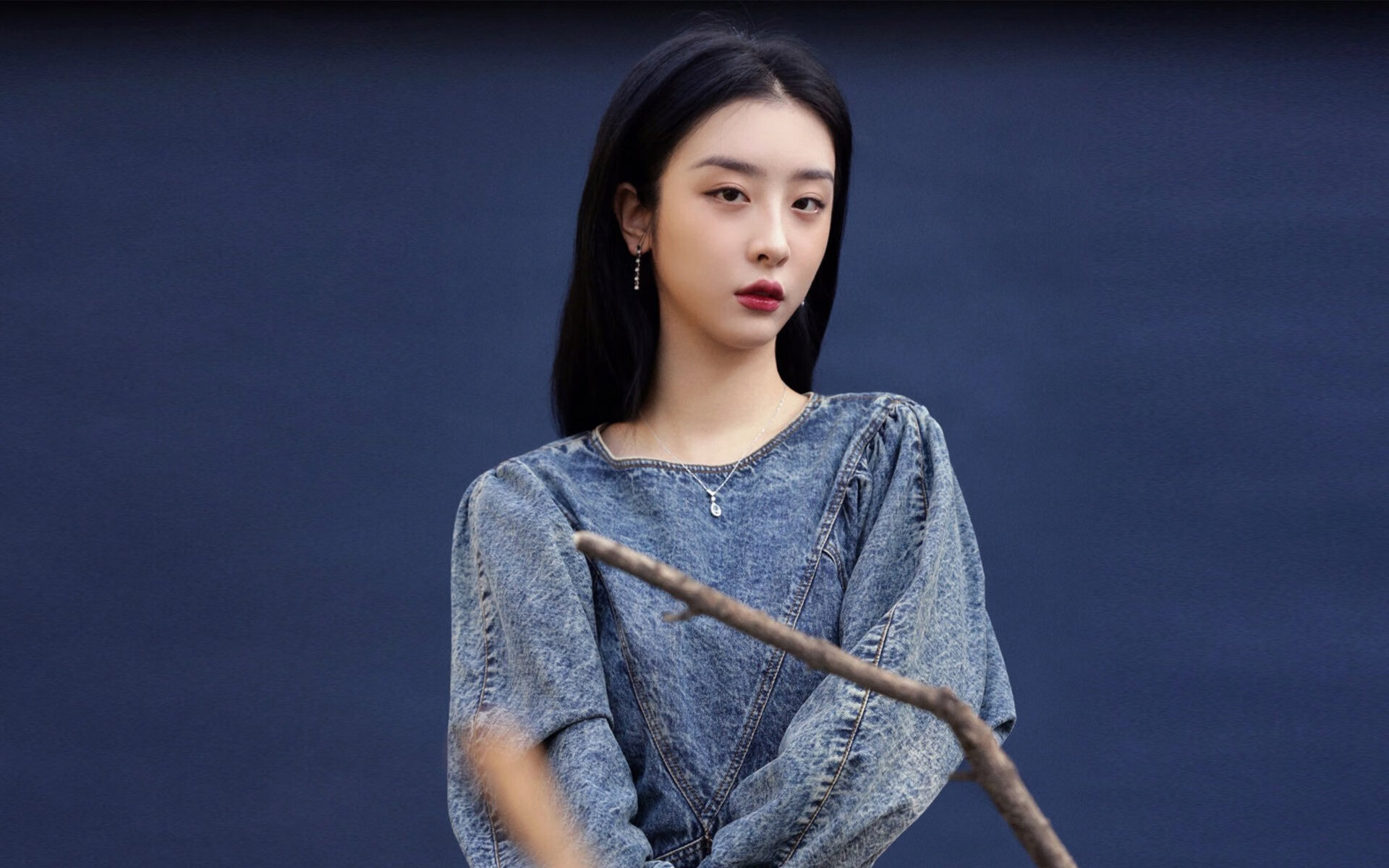 英超争冠之夜，京多安谱写绿茵交响曲