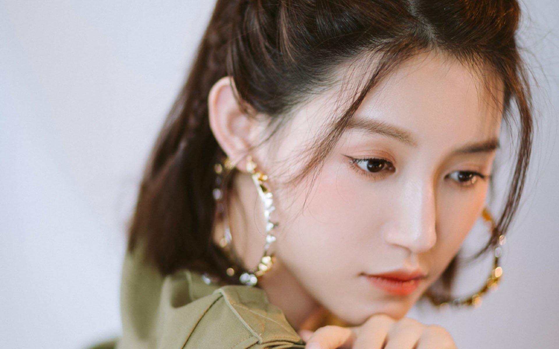 钢与火的对决，当轮胎嘶鸣时，地板上踏出争冠的节拍