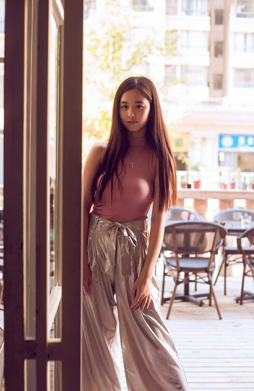 孤岛暮歌，当卢卡库用足球斩断殖民锁链